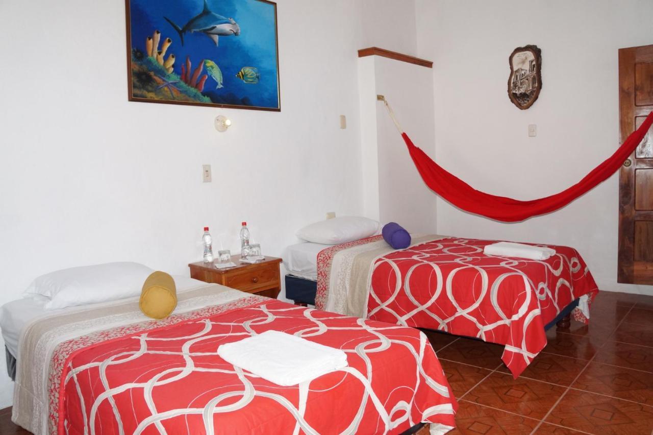 Hotel Galapagos Azul 3*